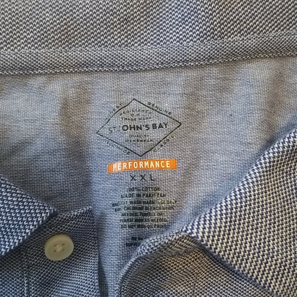 T- shirt - Picture 3 of 3